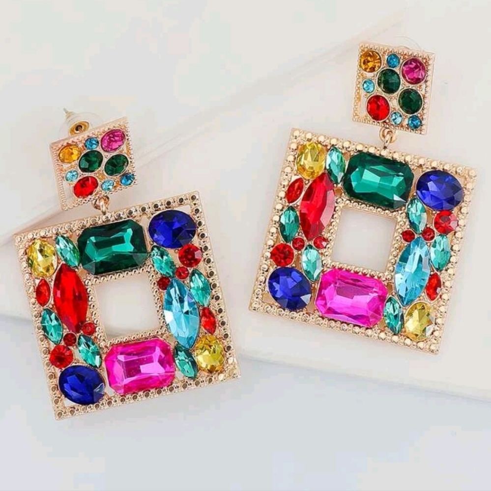 Luxe Prism Square Drop Earrings - Picture 2 of 6